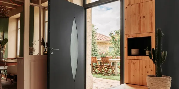 Porte pleine, vitrée ou semi-vitrée